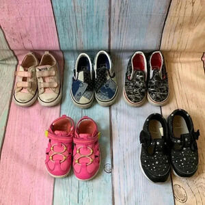 Little girls shoes size 10-11